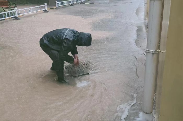 雨中堅守護家園，筑牢汛期安全墻(圖11)