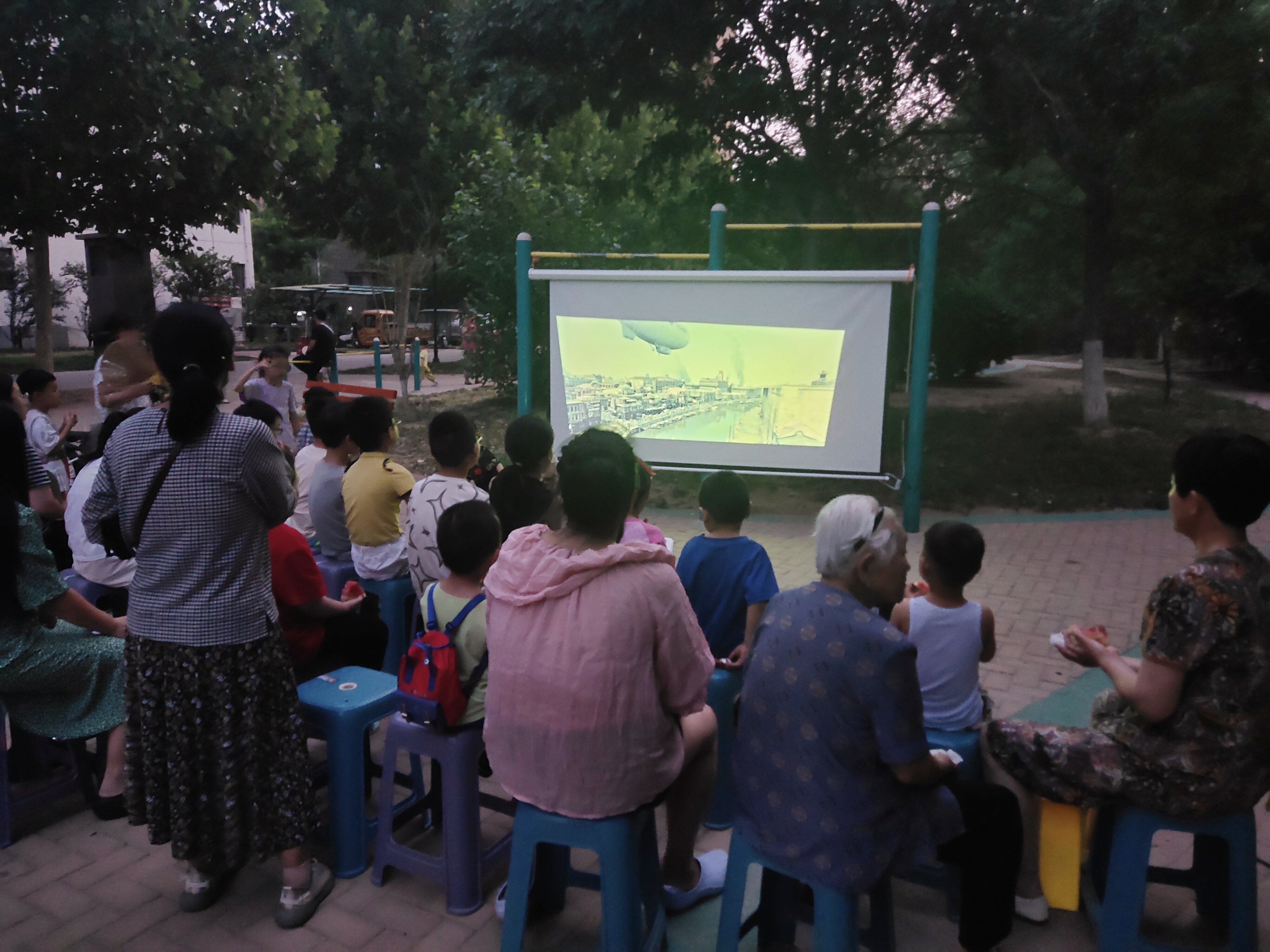 隆泰物業(yè)開展“七一”建黨節(jié)系列活動(dòng)(圖3)